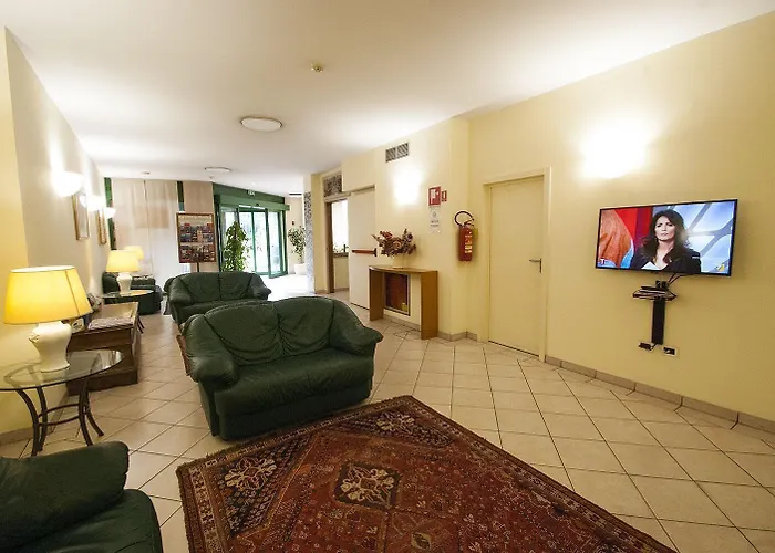 Italia Szálloda 3*