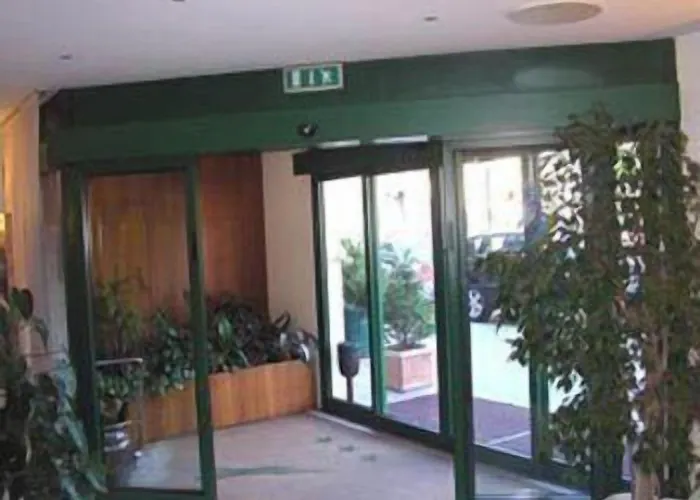 Italia Szálloda 3*