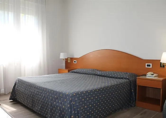 Italia Szálloda