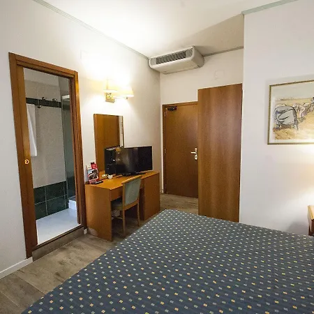 Otel Italia
