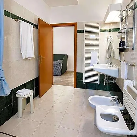 Otel Italia
