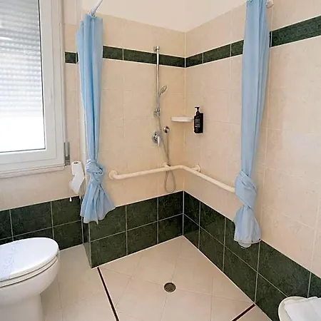 Otel Italia 3*